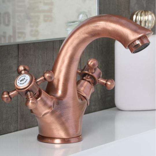 medena kupelnova umyvadlova bateria mediteranska klasicka bateria bugnatese lady mediteranska rustikalna klasicka lameridiana sanity batery zariadovanie 934ra.jpg